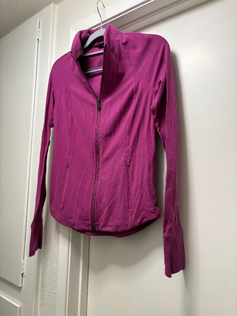 Athleta zip up jacket - might be “Salutation” style? - size XS